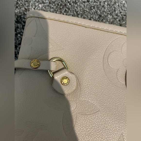 Shoulder bag - Picture 2 of 7